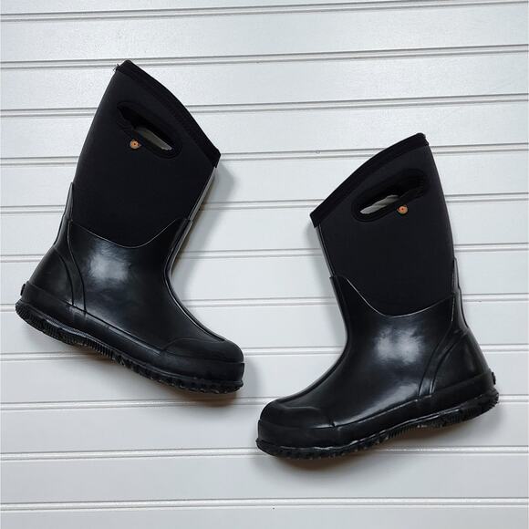 Bogs Classic Black Winter Boots